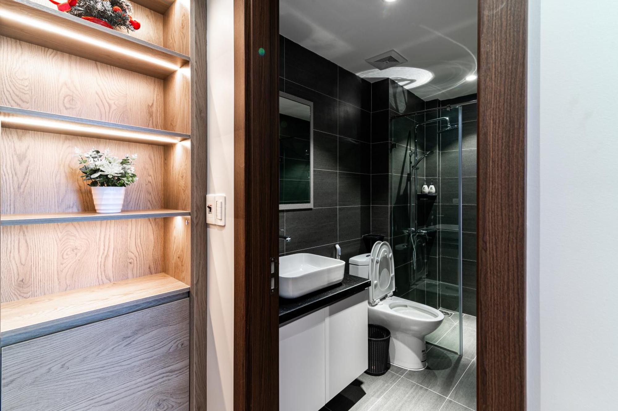 Luxe Paradise Suites Hotel To Ngoc Van Hanoi Bagian luar foto
